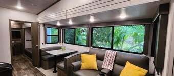 RV Rental at River Ranch, 2Bed/2Ba! 251