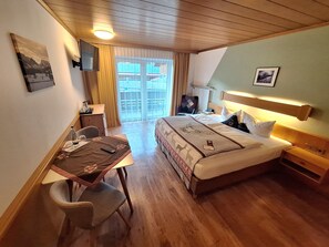 1 bedroom, Internet, bed sheets - Ferienwohnung mit Küche und Balkon (Reit im Winkl)