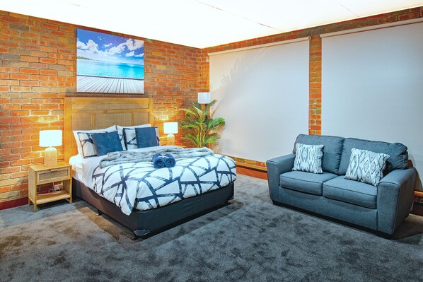 1 bedroom, iron/ironing board, bed sheets