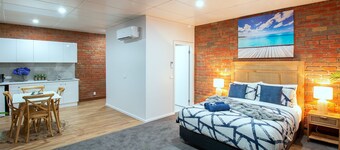 High Tide Studio in the Heart of Mallacoota