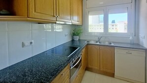 Private kitchen - House on groundfloor with private pool in L'Escala.HUTG-070762 (l'Escala)