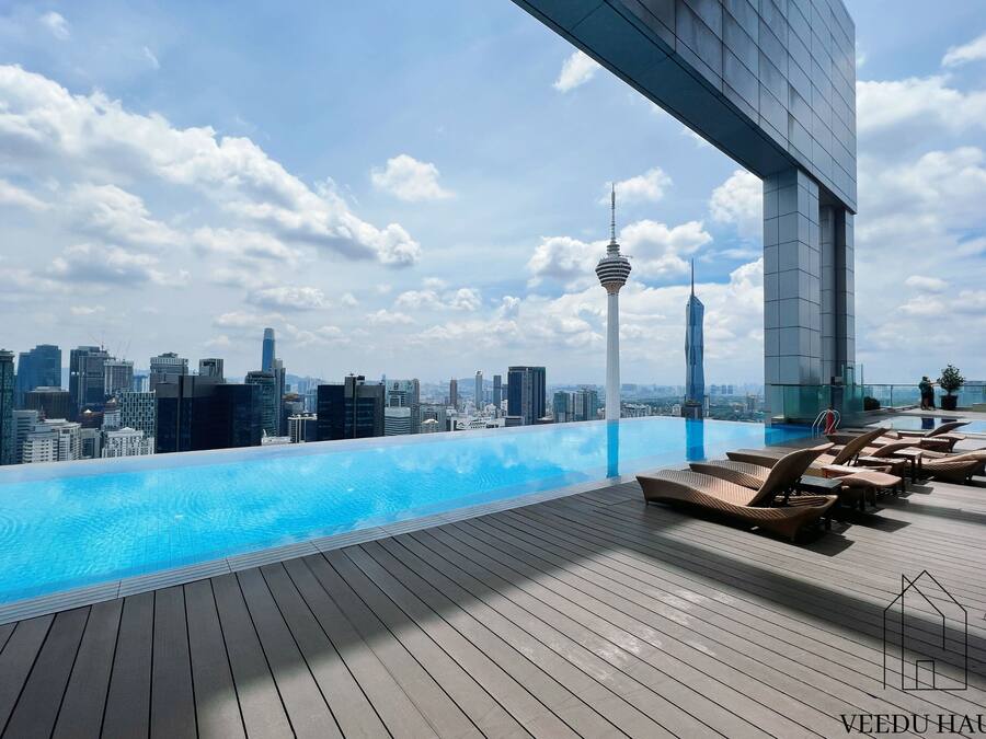 Piscina infinita