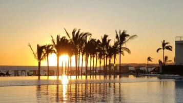 3 outdoor pools