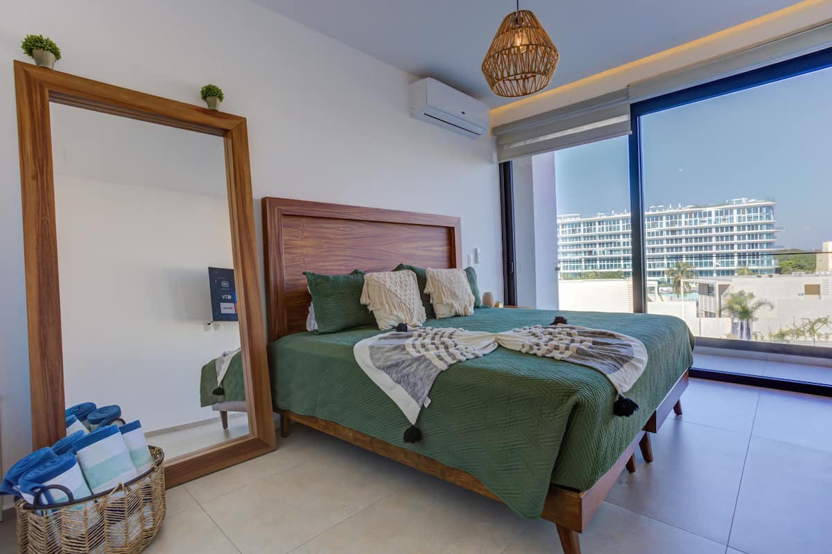 414 aria ocean | 2 bedrooms, Egyptian cotton sheets, premium bedding, in-room safe