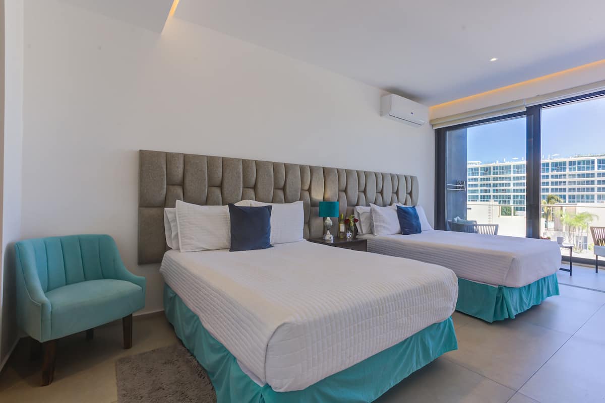 301b aria ocean | 2 bedrooms, Egyptian cotton sheets, premium bedding, in-room safe