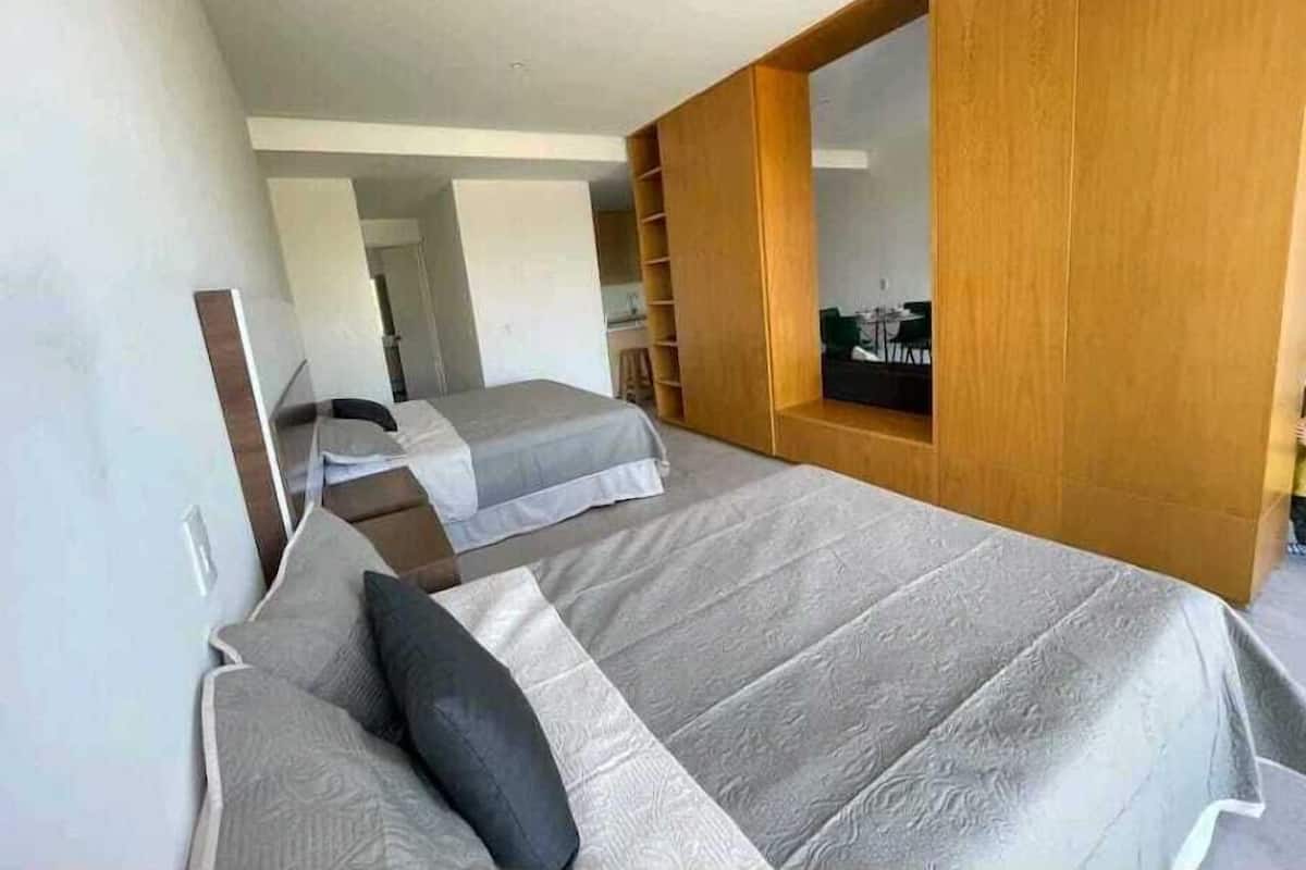 209 aria ocean | Egyptian cotton sheets, premium bedding, in-room safe