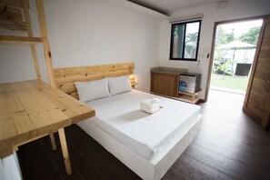 Monolocale comfort | Vista dalla camera