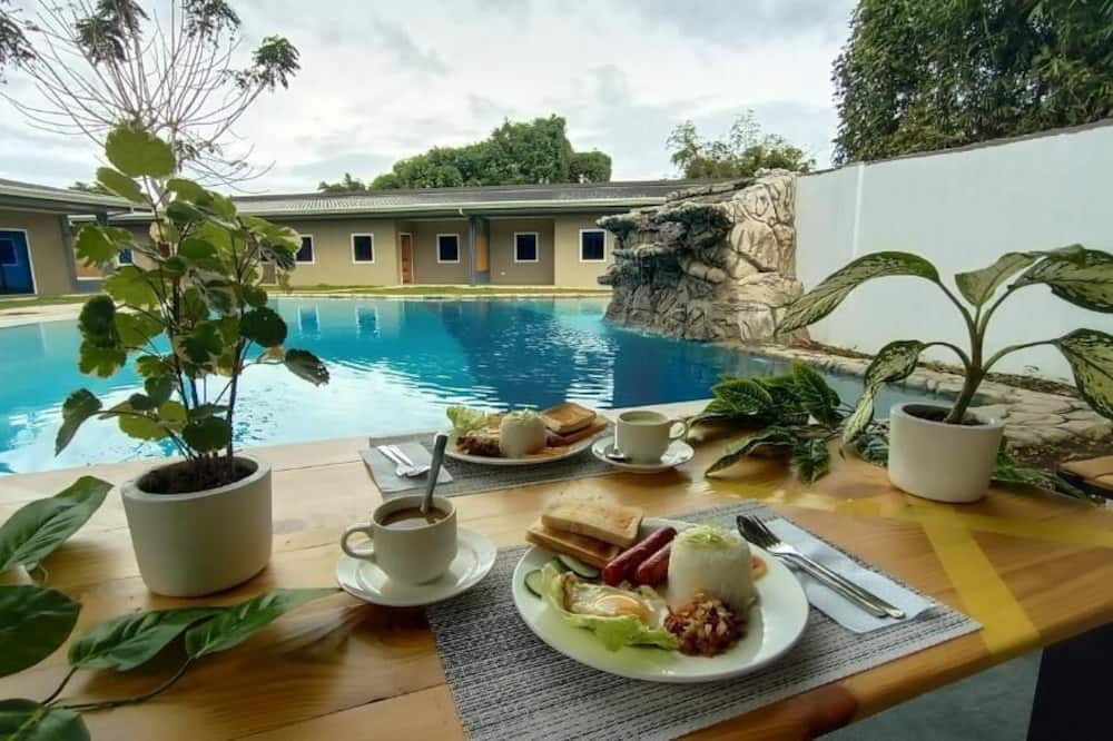 Hidden Lagoon Resort