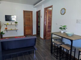 Individually furnished, desk, laptop workspace, free WiFi