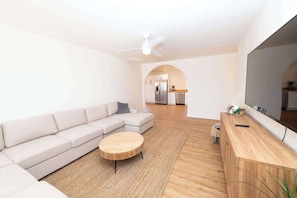 TV connectée, cheminée