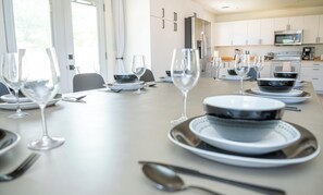 تناول الطعام