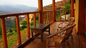 Deluxe Room, 1 Bedroom, Mountain View | Egyptian cotton sheets, premium bedding, down comforters - Wangdue EcoLodge (Wangdue Phodrang)