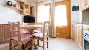 House | 1 bedroom