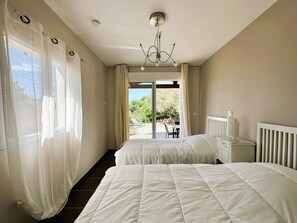 5 bedrooms, free WiFi