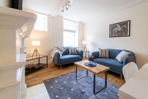 Apartment | 1 bedroom - Stylish Spacious 1 bed Apartment - Downtown (Great Yarmouth)
