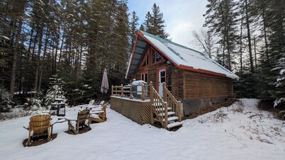2 -  Chalet en bois rond au bord chaleureux - Cerisier