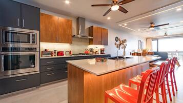 Condo, varias camas (3008 - Sotavento A402) | Cocina privada