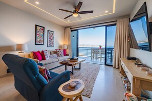 Condo, varias camas (3008 - Sotavento A402) | Área de sala de estar