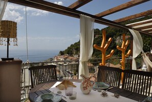 Outdoor dining - COCOSEA Penthouse with Breathtaking Views Marina di Maratea (Porto di Maratea)