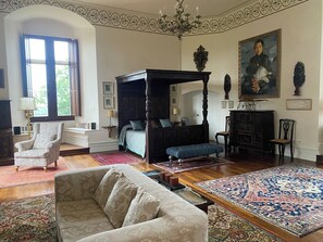 로열룸, 공원 전망 | 각각 다른 스타일의 인테리어, 각각 다르게 가구 비치, 무료 WiFi