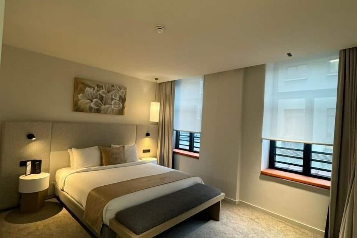 1 bedroom, premium bedding, Select Comfort beds, in-room safe