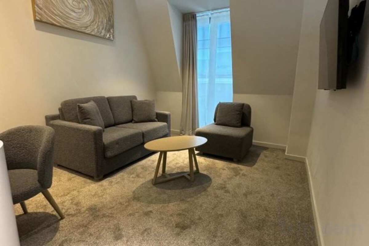 Deluxe Family Room-Non-Smoking