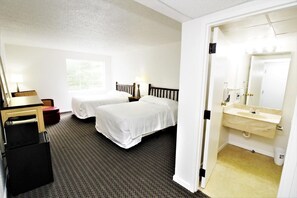 Comfort Studio, 2 Double Beds, Pool View