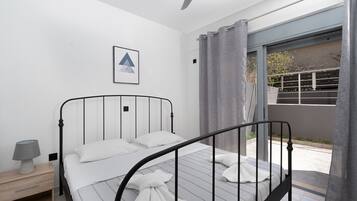 Deluxe House | 2 bedrooms, premium bedding, memory foam beds, free WiFi