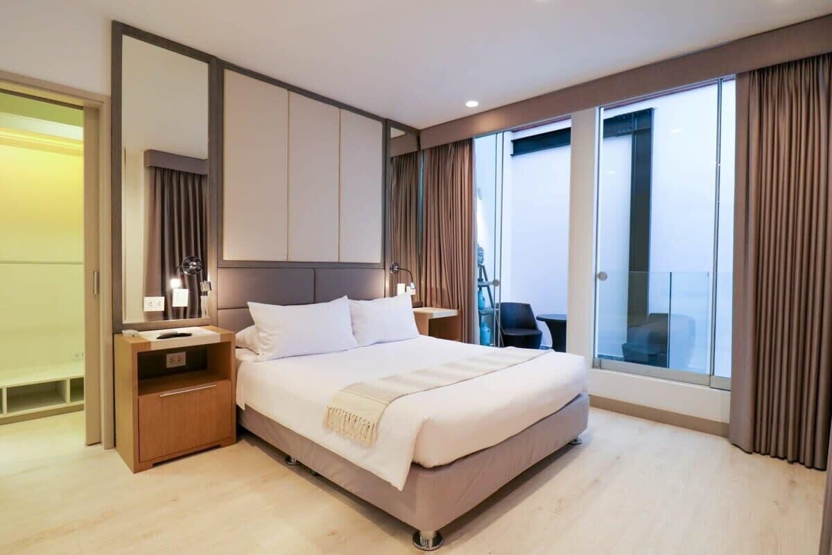 3 makuuhuonetta, silitysrauta/-lauta, Wi-Fi, vuodevaatteet