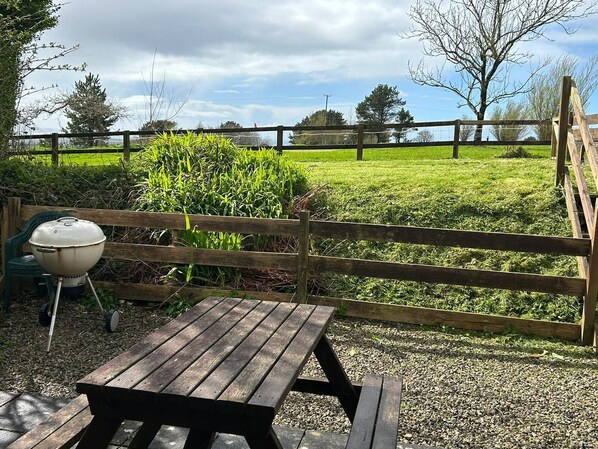 屋外ダイニングエリア