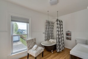 Hårføner og håndklær