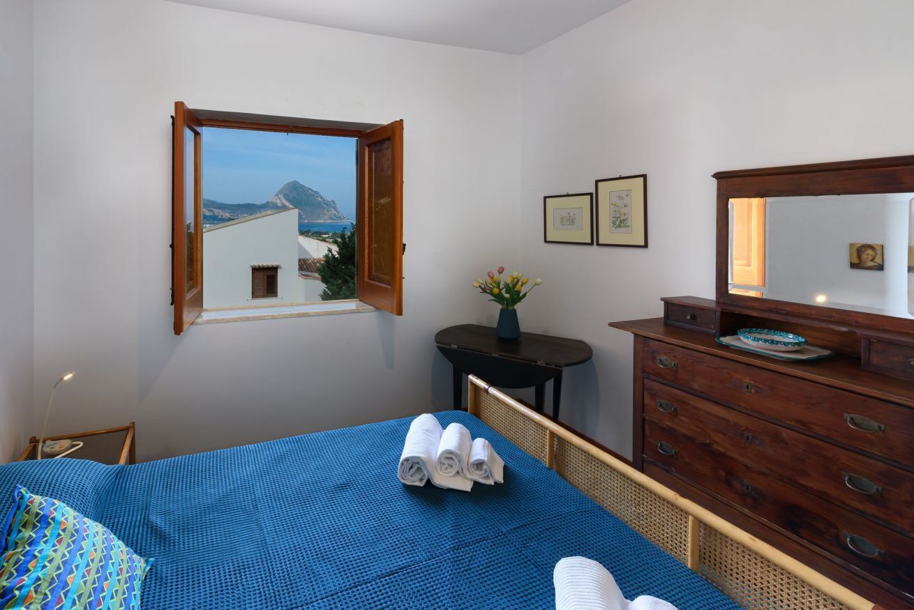 1 Schlafzimmer, Bügeleisen/Bügelbrett, Bettwäsche