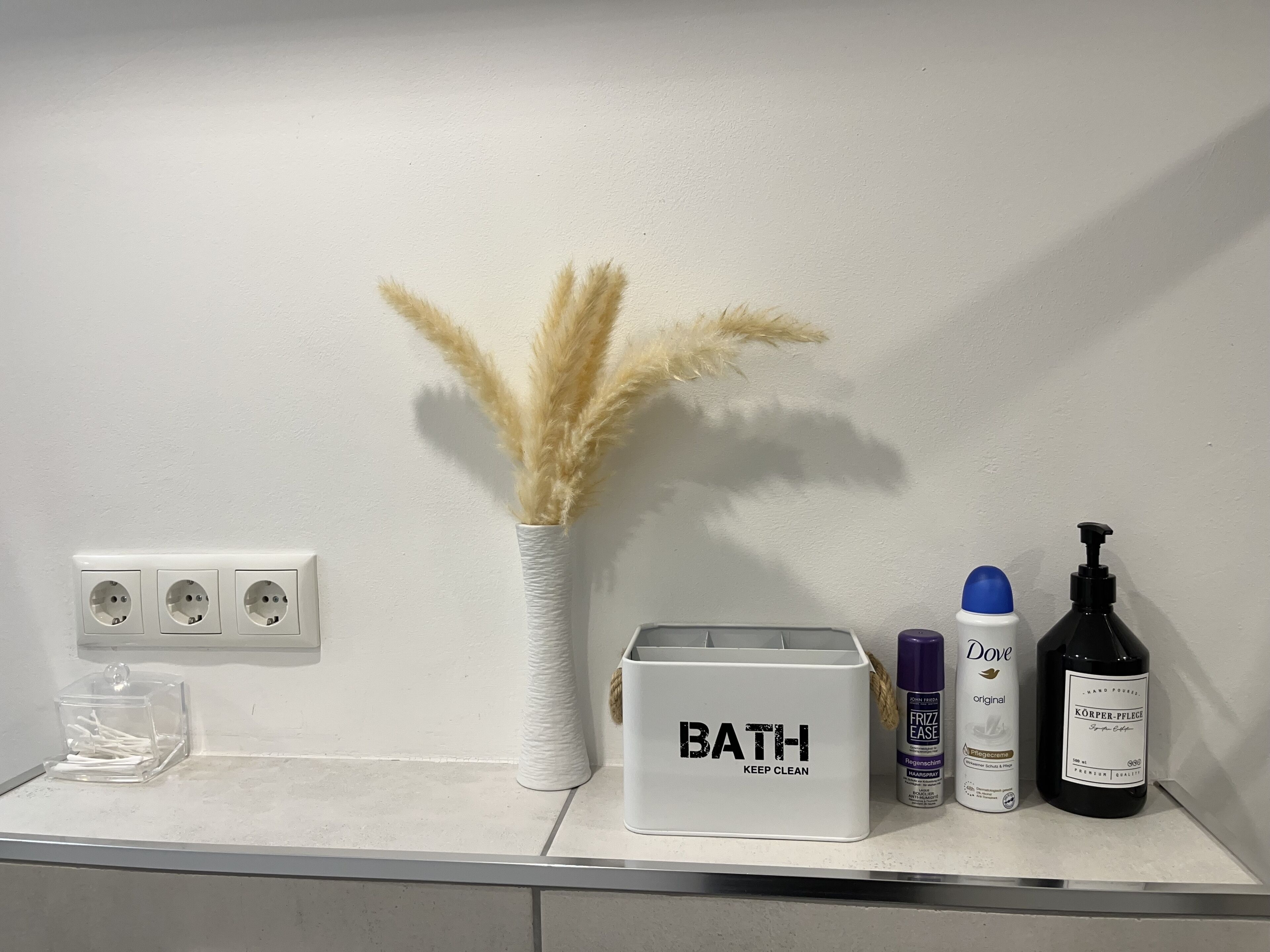 Bathroom amenities