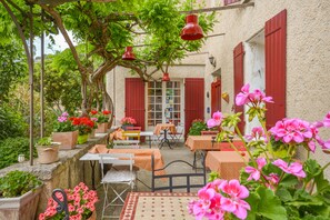 Restauration extérieure