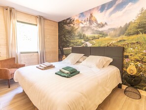 6 bedrooms, free WiFi, bed sheets