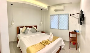 Habitación individual estándar | Minibar, escritorio, wifi gratis y ropa de cama 