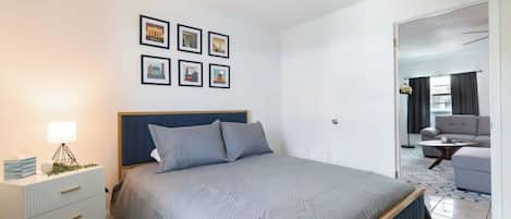 2 bedrooms, iron/ironing board, WiFi, bed sheets