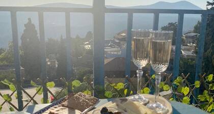 Charmin Romantic Cabin w Spectacular Views of Meron, Artist Quarter, Old City