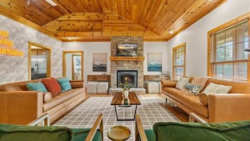 TV, fireplace, offices