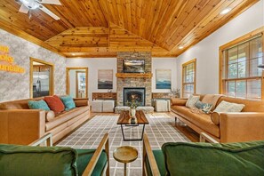 TV, fireplace, offices