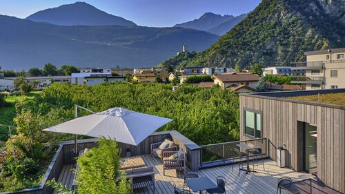 Vue Exceptionnelle, bcp de Charme, Situation Idéale, Magnifique Moderne et Neuf