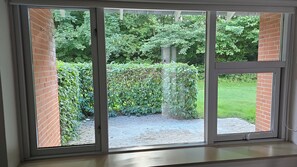 Individually decorated, individually furnished, desk, laptop workspace - Gudum Park (Lemvig)