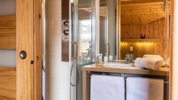 Shower, towels