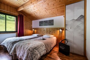 7 habitaciones, wifi y ropa de cama 