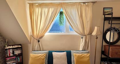 Cosy Loft Apartment In The Heart Of Kirkwall