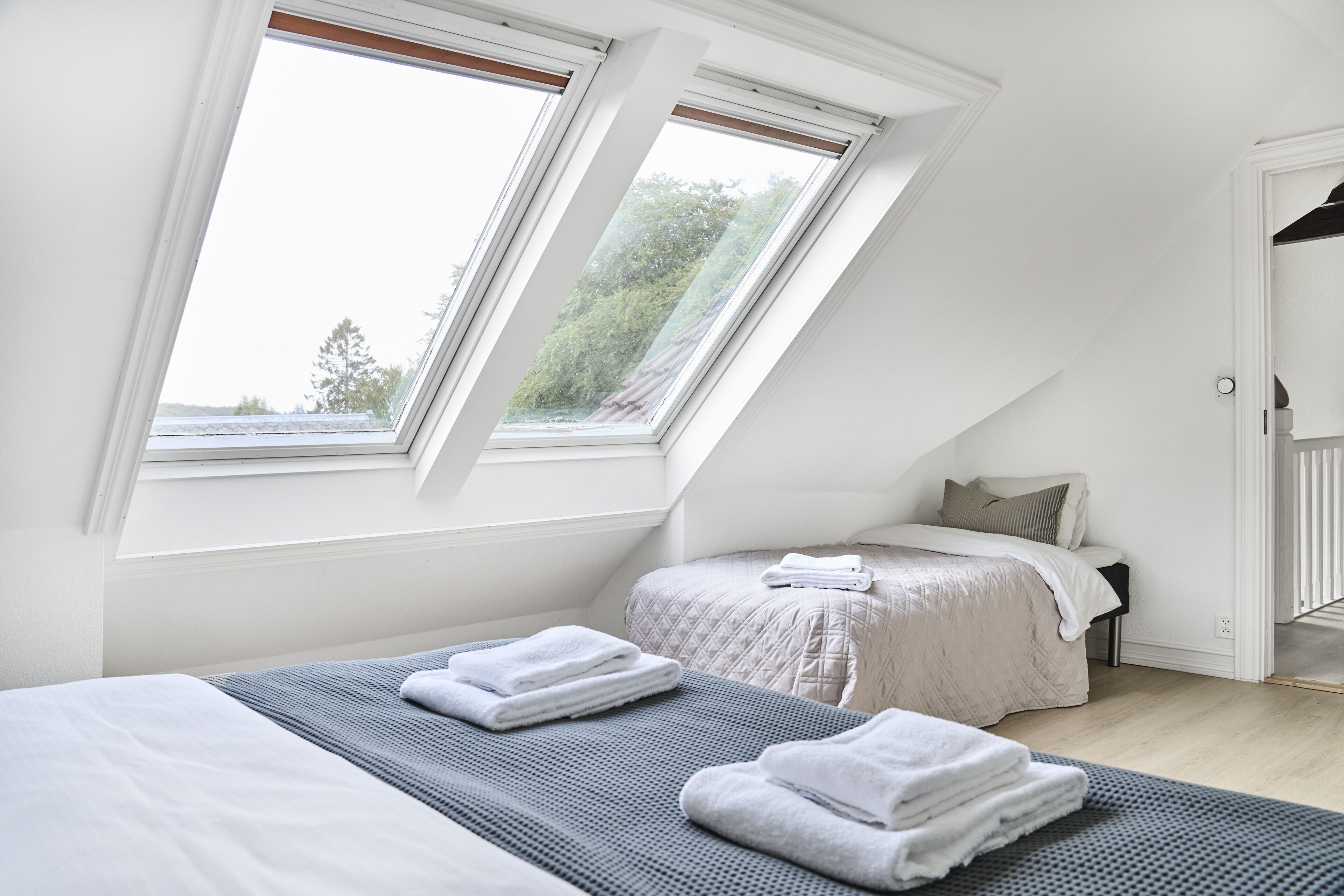 Hypo-allergenic bedding, blackout curtains, iron/ironing board