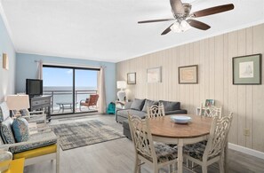 TV - Cozy 2 Bedroom Oceanfront Condo at the Towers! (Ocean City)