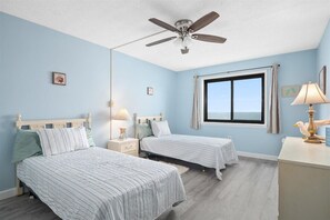 2 bedrooms, iron/ironing board, free WiFi - Cozy 2 Bedroom Oceanfront Condo at the Towers! (Ocean City)