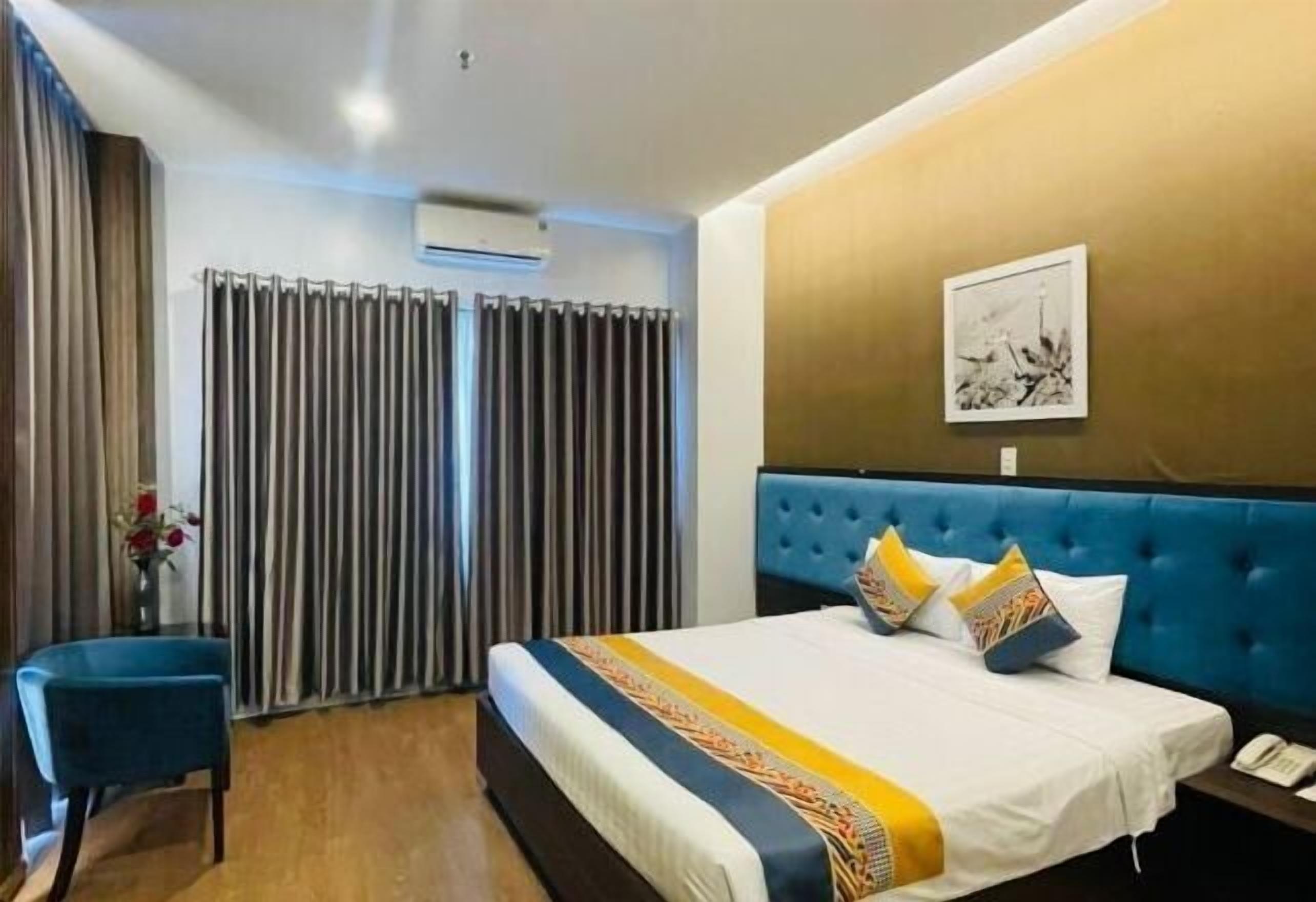 Ropa de cama de alta calidad y minibar 