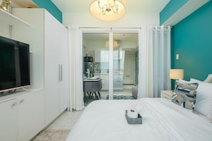 Luxury Condo, 1 Bedroom | 1 bedroom, iron/ironing board, free WiFi